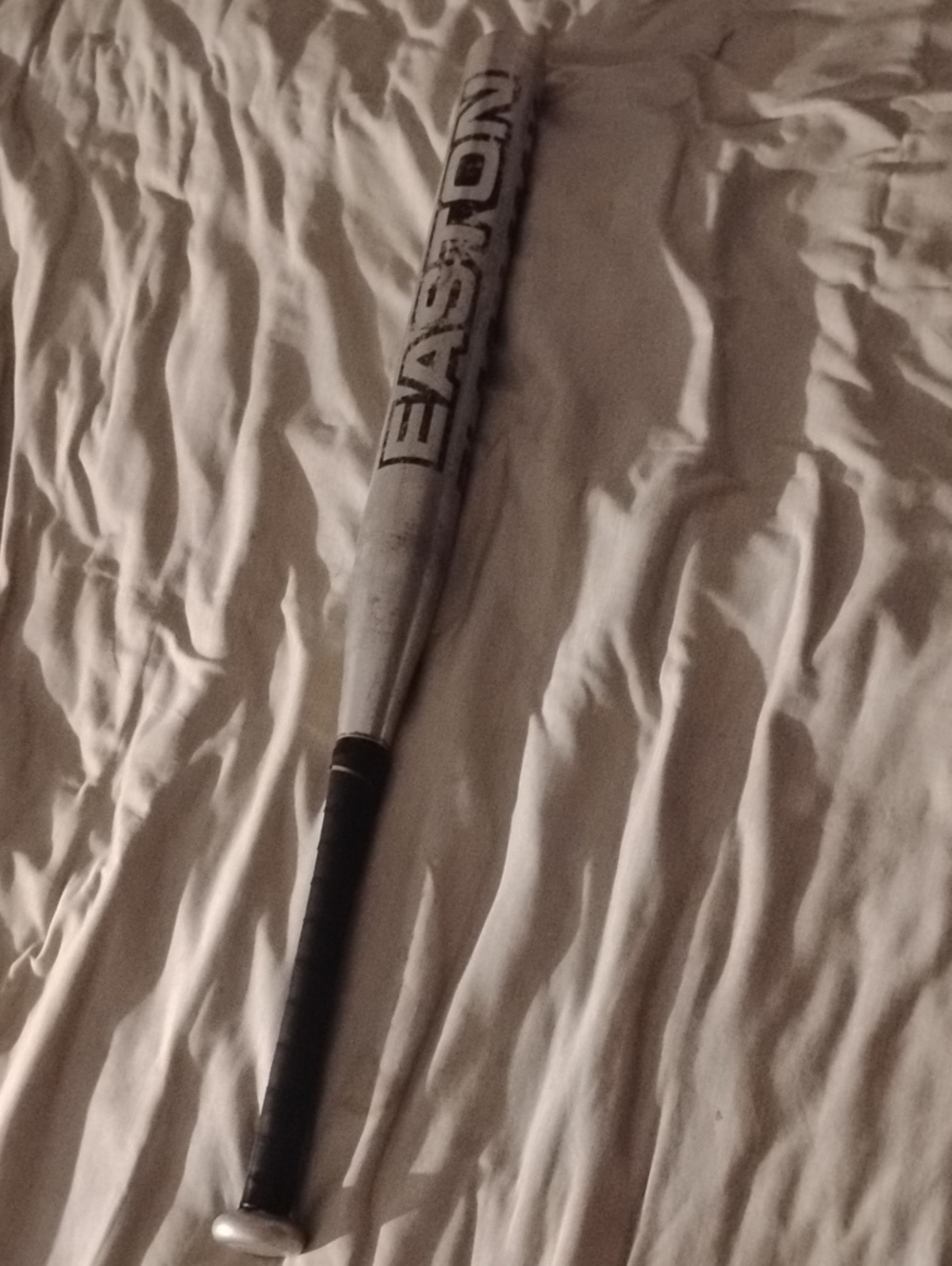 Easton Black Max Softball Bat 33" 28oz